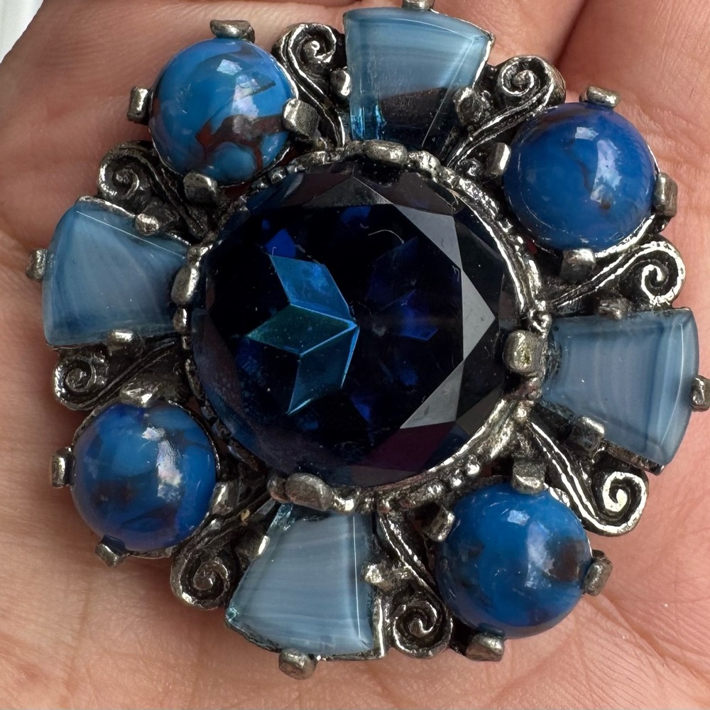 Vintage brooch exquisite Miracle